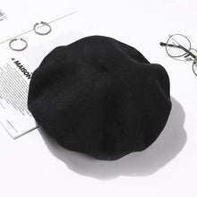 TIPY TIPY TAP WINTER BERET CAP - BLACK