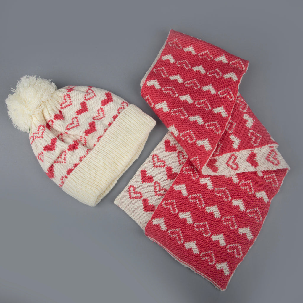 TIPY TIPY TAP HEART FUR BALL CAP WITH MUFFLER - WHITE N RED