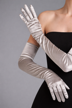 TIPY TIPY TAP FULLFINGER SATIN ELBOW LENGTH GLOVES - SILVER