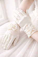 TIPY TIPY TAP FULLFINGER SATIN BOW GLOVES - IVORY