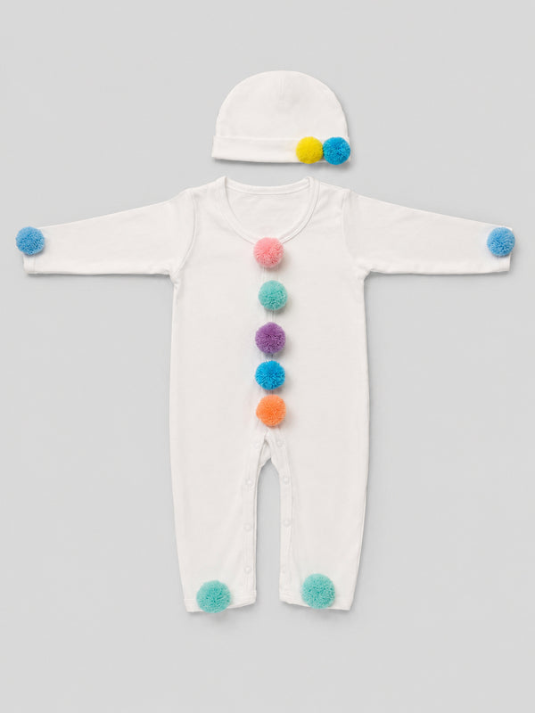 TIPY TIPY TAP POM POM SLEEPSUIT WITH CAP - WHITE