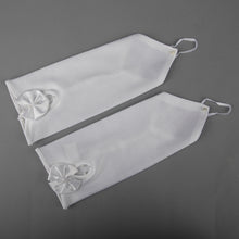 TIPY TIPY TAP FINGERLESS SATIN BOW GLOVES - WHITE