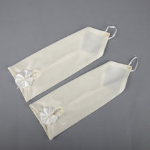 TIPY TIPY TAP FINGERLESS SATIN BOW GLOVES - IVORY