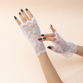 TIPY TIPY TAP FINGERLESS SELF NET GLOVES - WHITE