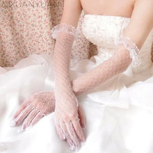 TIPY TIPY TAP FULL FINGER LONG NETTED GLOVES - WHITE