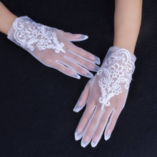 TIPY TIPY TAP FULL FINGER SELF DESIGN GLOVES - IVORY