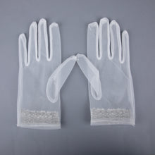 TIPY TIPY TAP FULL FINGER PEARLY RHINESTONE GLOVES - WHITE