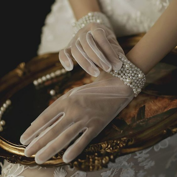 TIPY TIPY TAP FULL FINGER PEARLY RHINESTONE GLOVES - WHITE