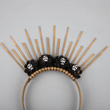 TIPY TIPY TAP SKULL FLOWER HAIR BAND - GOLD BLACK