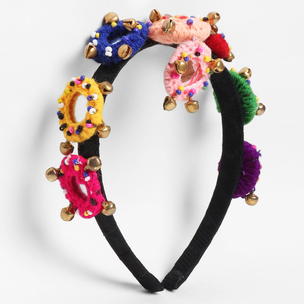 TIPY TIPY TAP MIRROR BROOCH HAIR BAND ATTACHED MAANG TIKKA - MULTICOLOR