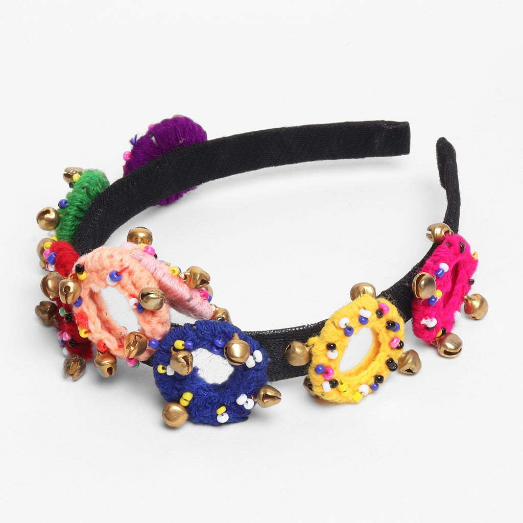 TIPY TIPY TAP MIRROR BROOCH HAIR BAND ATTACHED MAANG TIKKA - MULTICOLOR