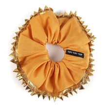TIPY TIPY TAP GOTA TRIMMED SCRUNCHIE - GOLDEN