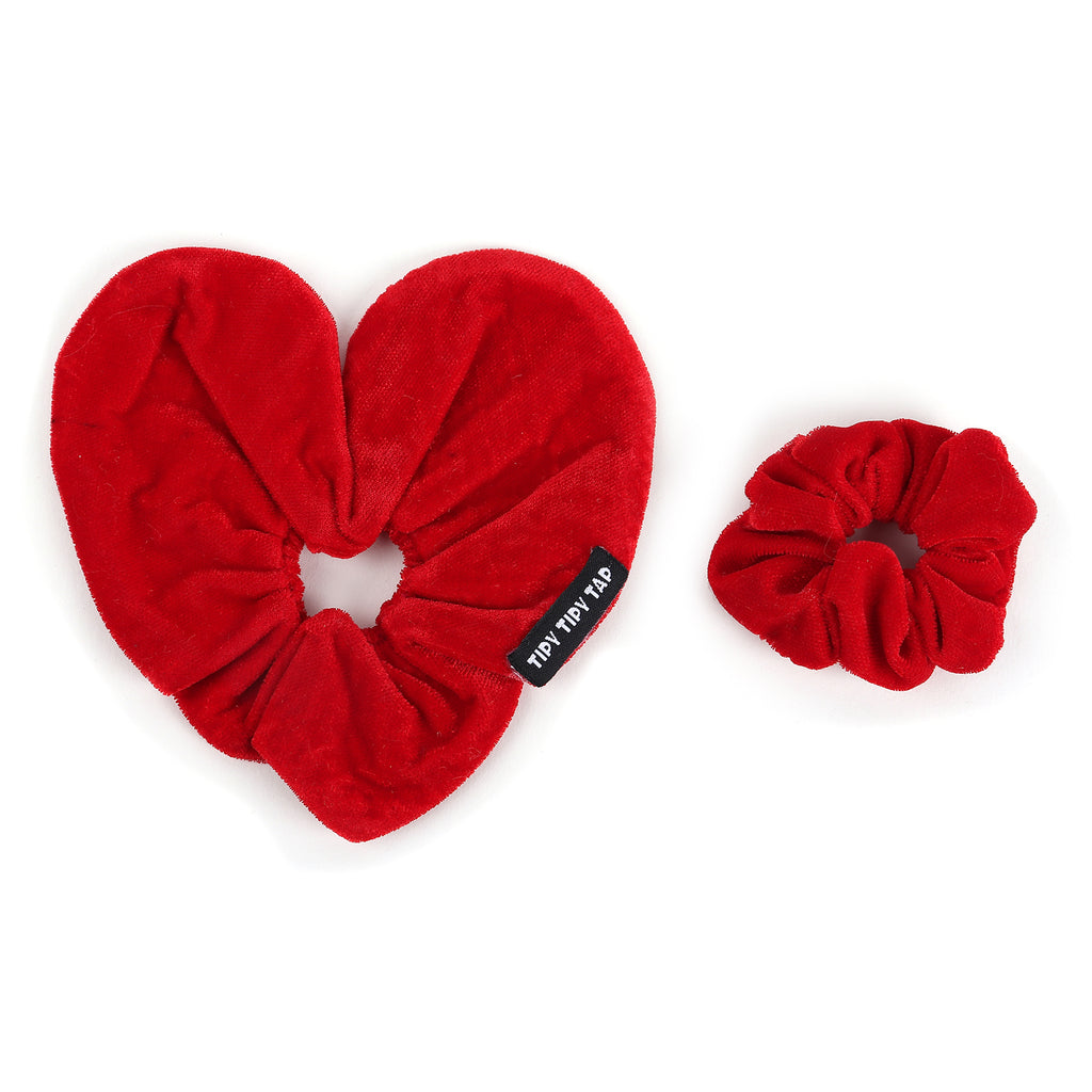 TIPY TIPY TAP HEART SHAPE SCRUNCHIE - RED