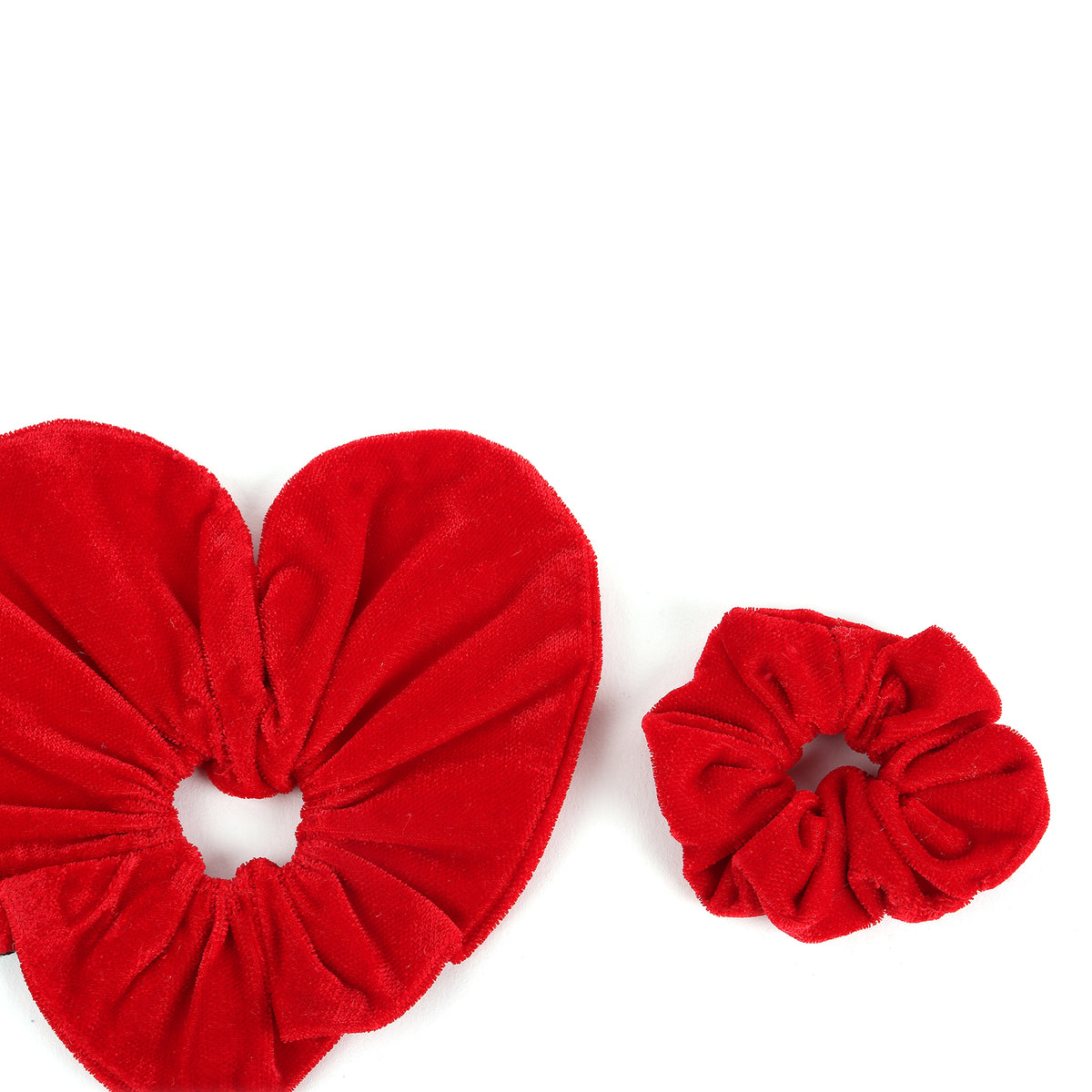 TIPY TIPY TAP HEART SHAPE SCRUNCHIE - RED