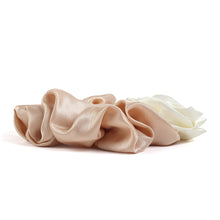 TIPY TIPY TAP  FLOWER SCRUNCHIE - BEIGE/WHITE