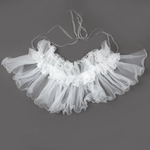 TIPY TIPY TAP RUFFLE FRILLY NECK - WHITE