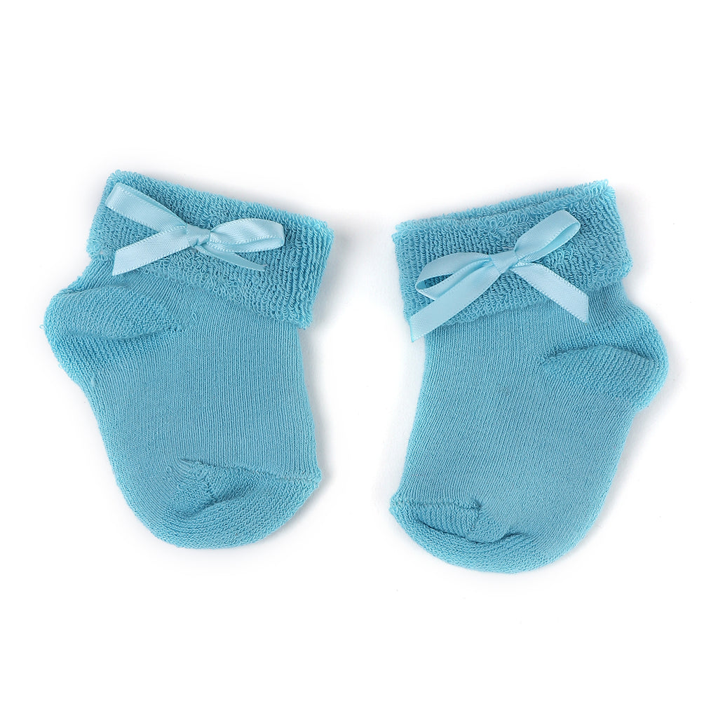 TIPY TIPY TAP SKY BLUE PEARL BOW BABY LEG WARMERS SET WITH SOCKS & HEADBAND.