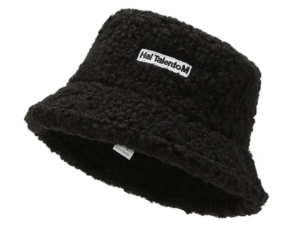 TIPY TIPY TAP WOOLEN BUCKET HAT