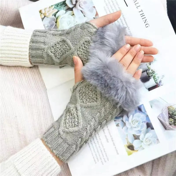 TIPY TIPY TAP FUR GLOVES