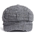 TIPY TIPY TAP WINTER GATSBY CAP - BLACK N WHITE